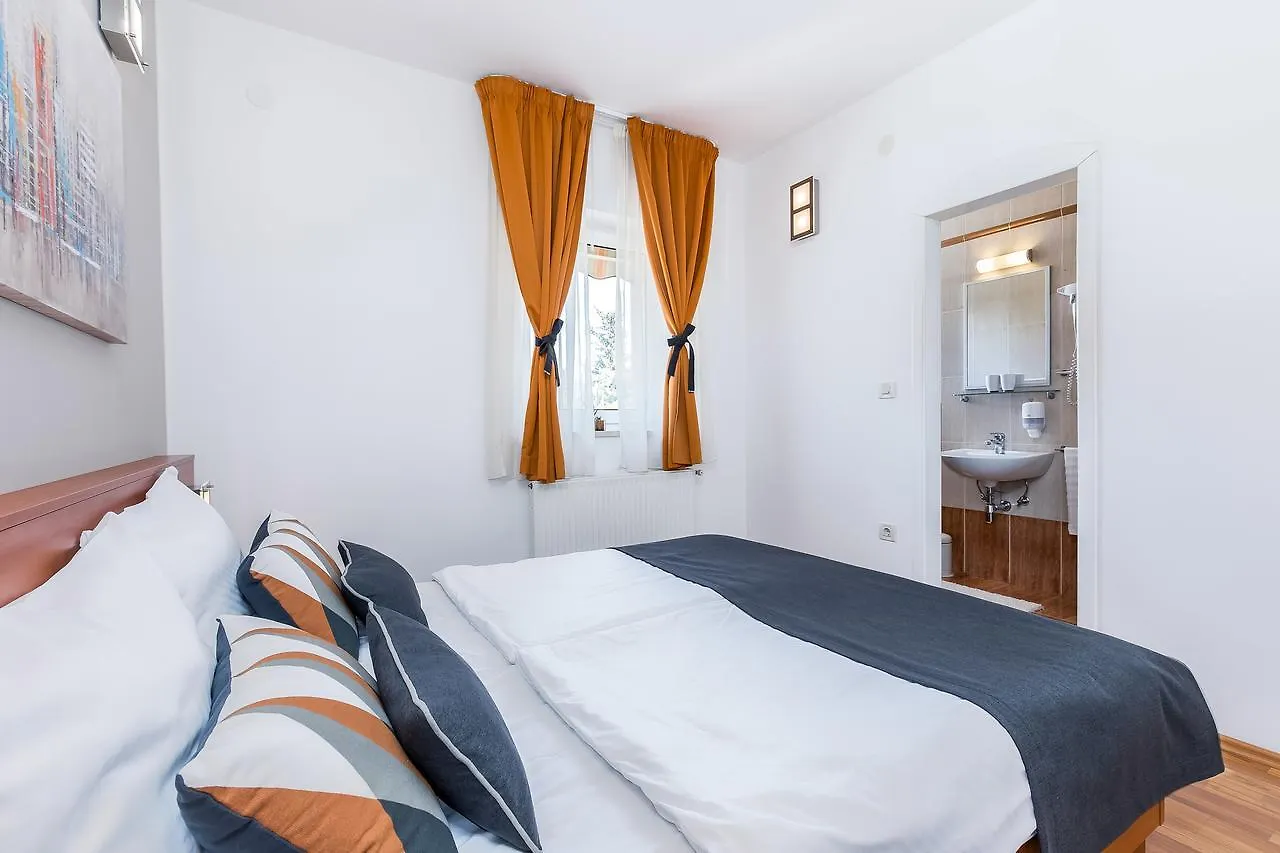 Villa Nada Lovran 4*,