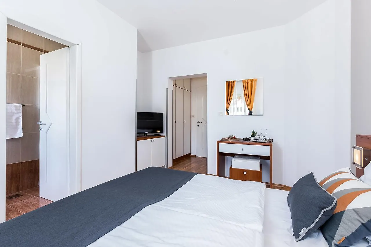 Guest house Villa Nada Lovran