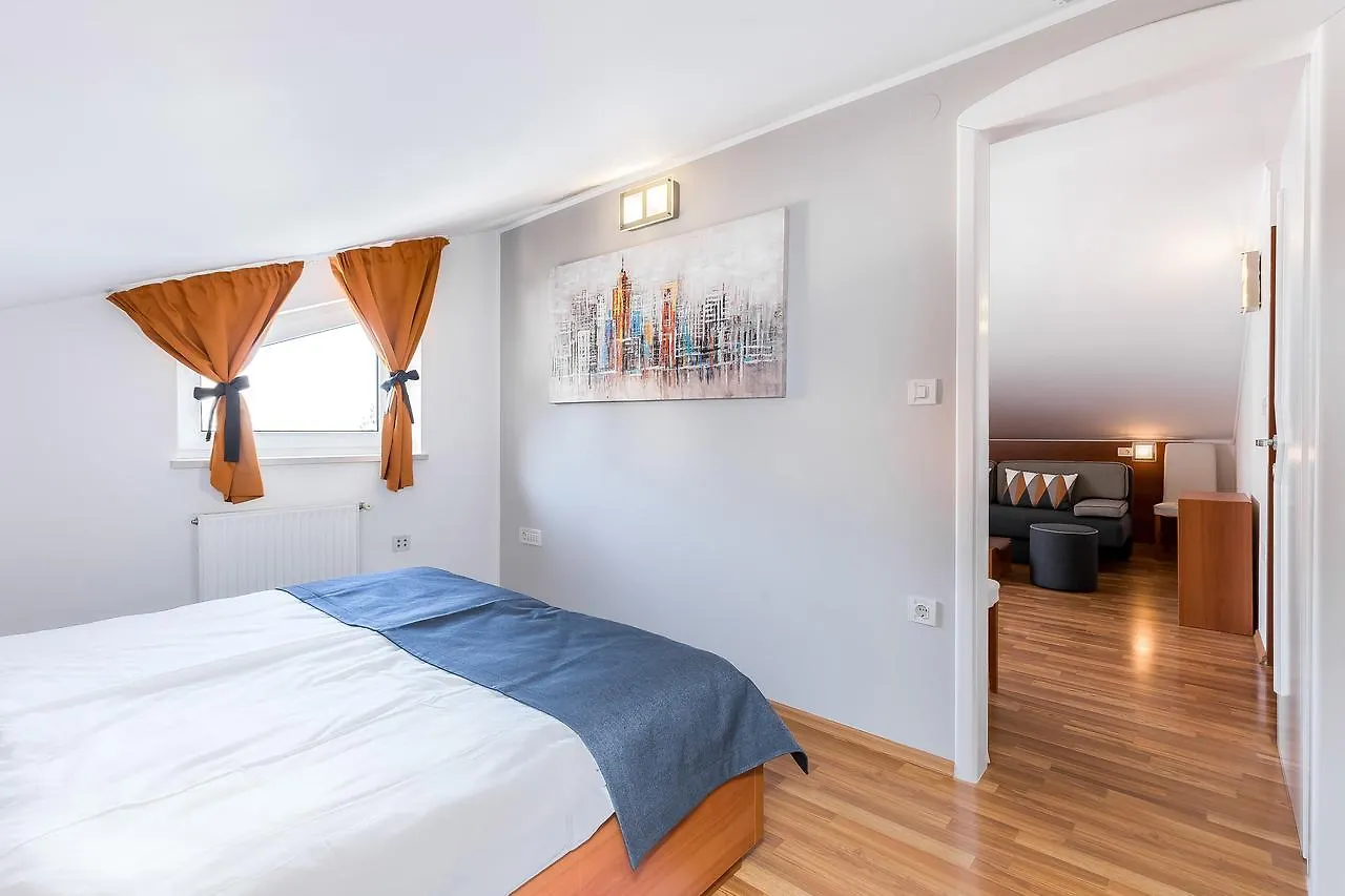 Pensiune Villa Nada Lovran