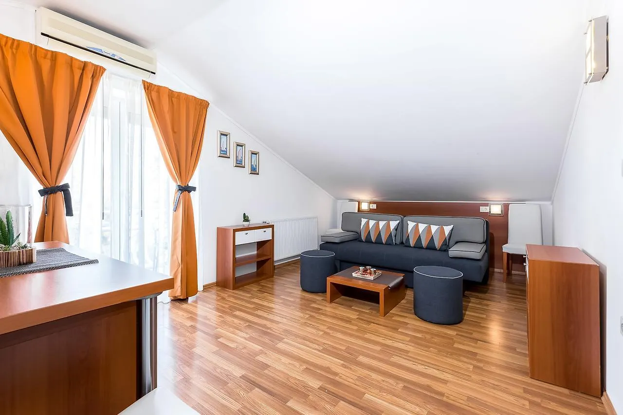 Villa Nada Lovran Penzion