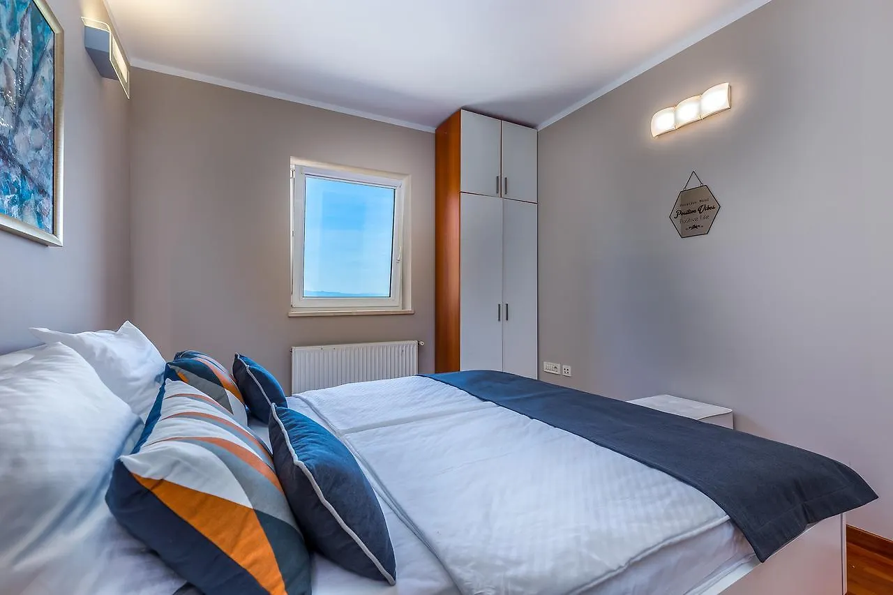 Villa Nada Lovran Guest house