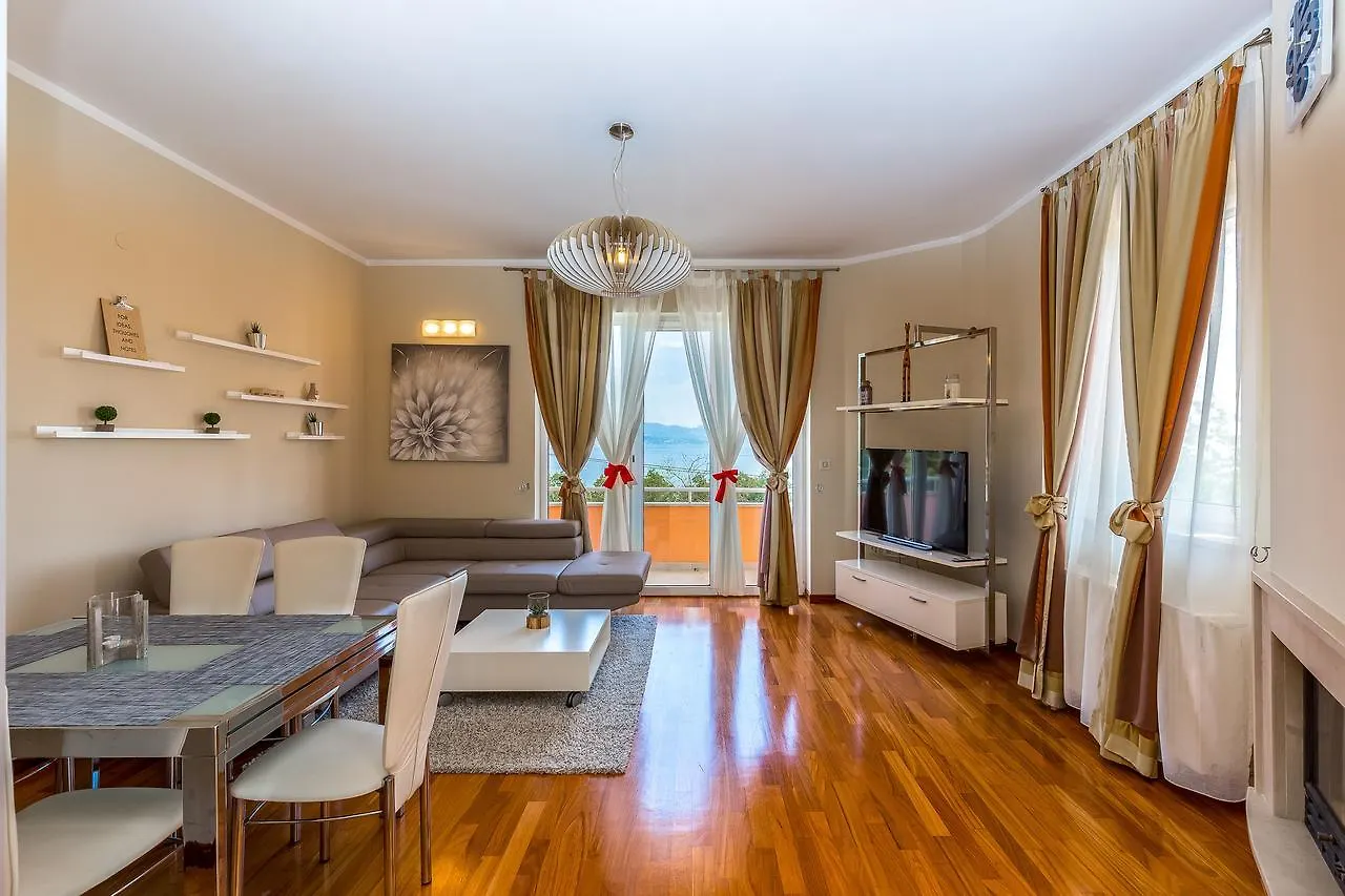 **** Guest house Villa Nada Lovran Croatia