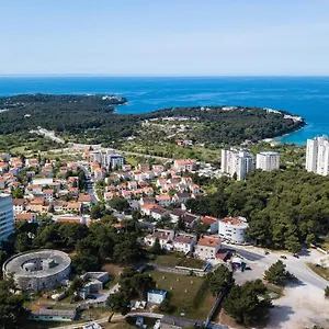 morena-pula.pula-hotels.org/