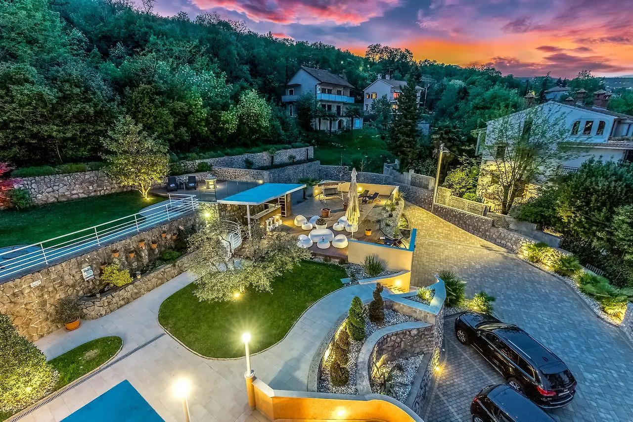 Villa Nada Lovran Pensjonat